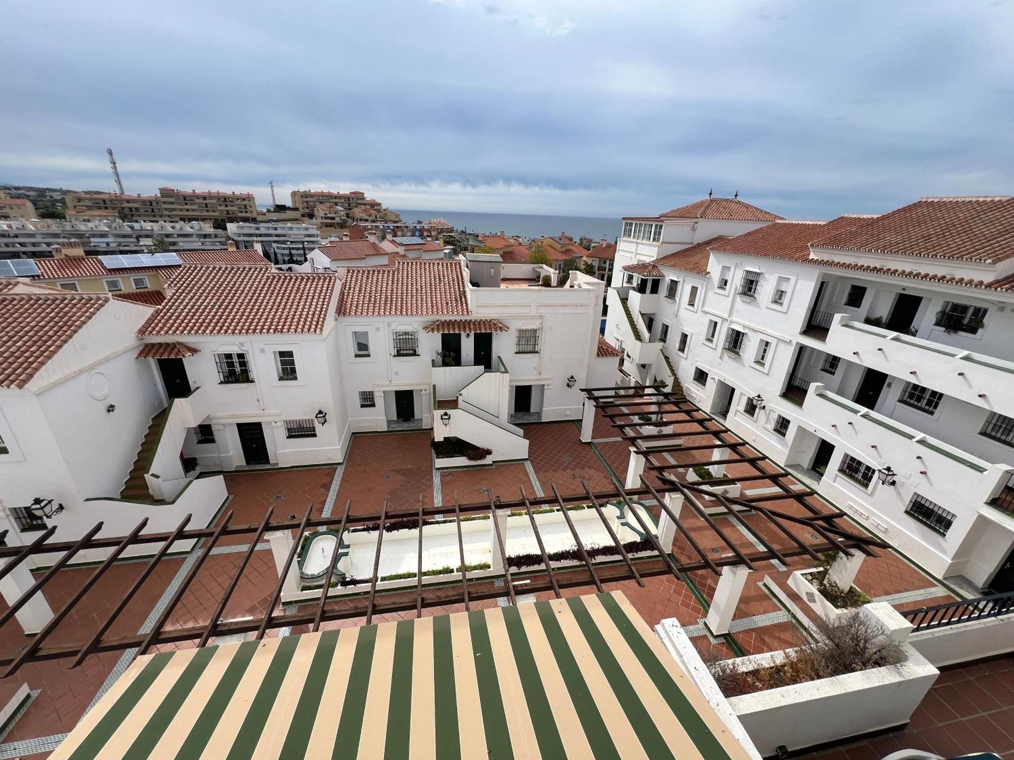 Atico Vistas Al Mar Golf ,Piscina Y Parking Albatros 2 Apartment Rincon de la Victoria Exterior photo